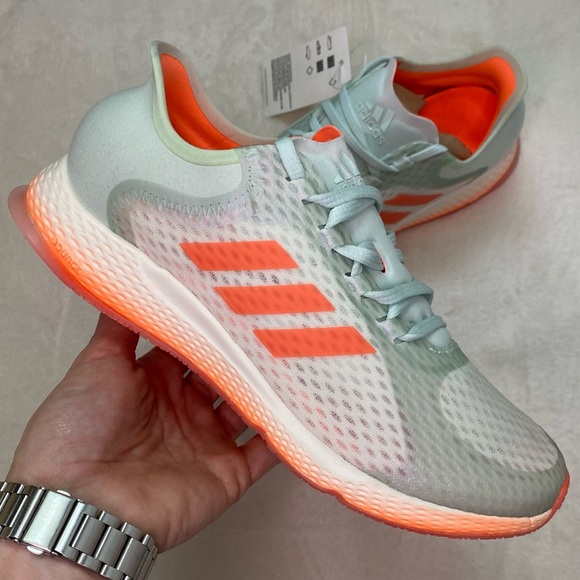 Adidas Wmns Focus BreatheIn Sz 6 NEW IN BOX - Picture 1 of 7